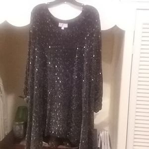 Avenue Tops - Plus size, black and silver dressy top Avenue Tops - Plus size, black and silver dressy top